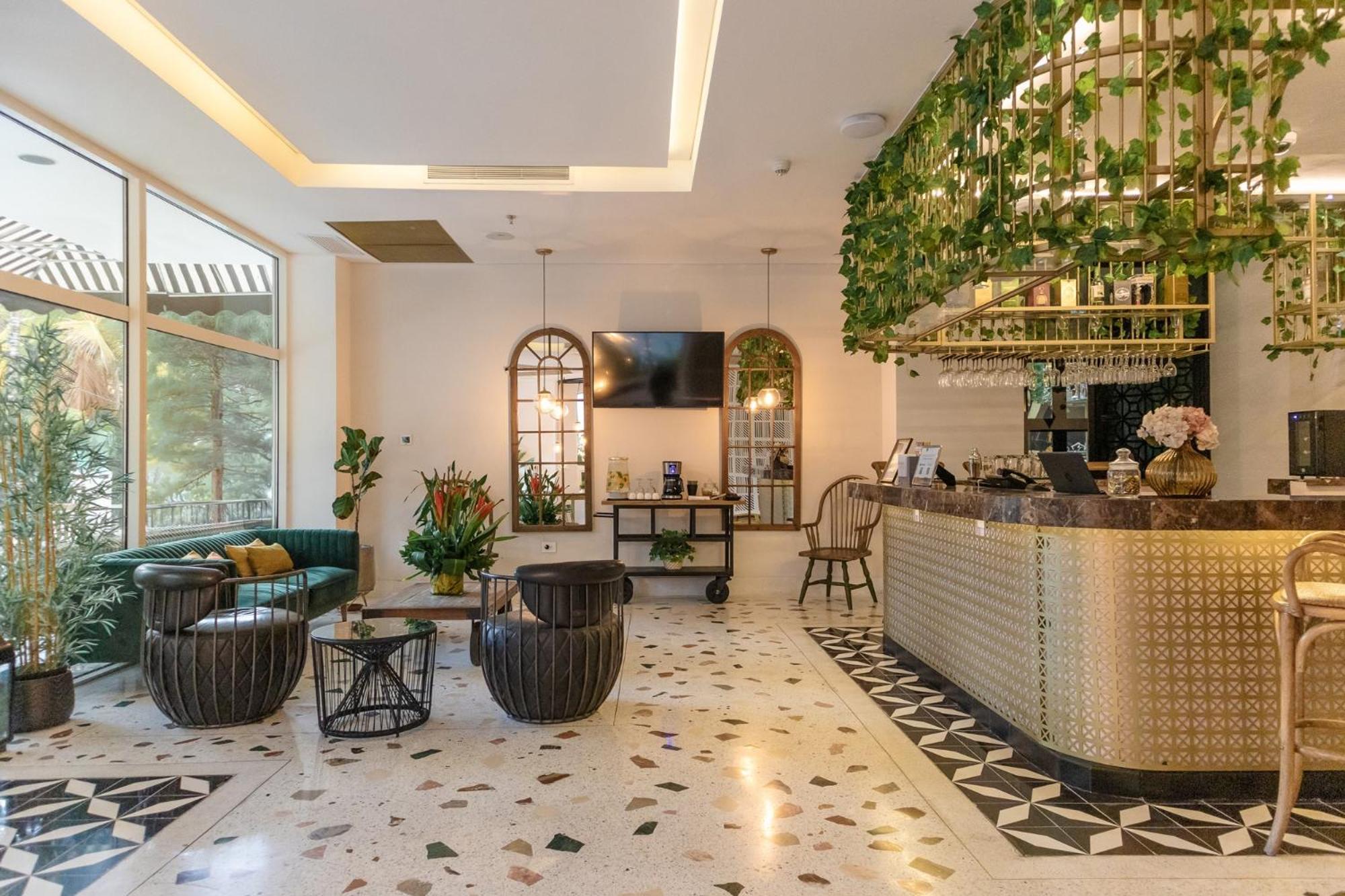 Faranda Collection Barranquilla, A Member Of Radisson Individuals Otel Barranquilla  Dış mekan fotoğraf The lobby of the hotel
